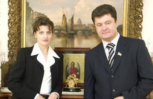 हर बुद्धिमान महिला और एक अच्छा माँ: एक बड़े मां मरीना Poroshenko के बारे में 5 तथ्यों