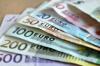 डॉलर, यूरो या रिव्निया: क्या मुद्रा में अपनी बचत रखने के लिए सबसे अच्छा है?