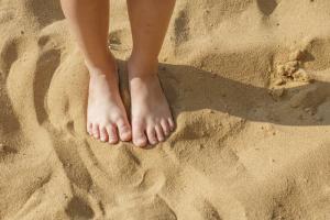 समुद्र तट पर फ्लैट पैर की रोकथाम के लिए शीर्ष 19 अभ्यास