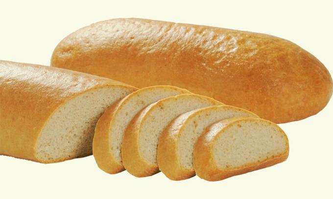 मैदा की ब्रेड