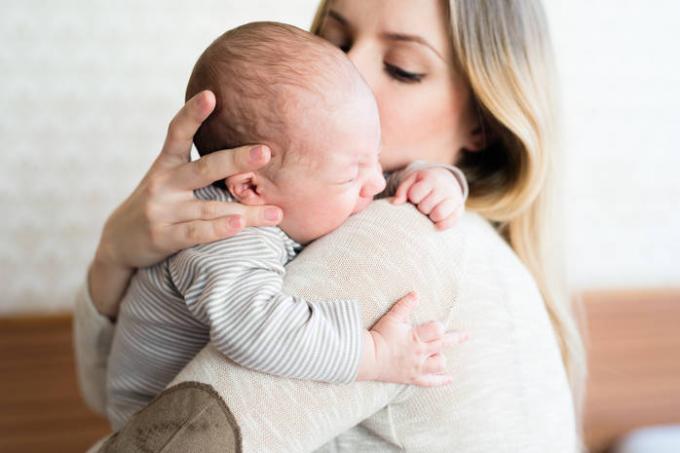 शिशुओं में दस्त, क्यों आंतों और कैसे मदद करने के लिए परेशान?
