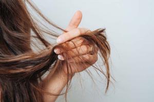 बालों की समस्या - सिम से किस तरह की बीमारियां होती हैं?